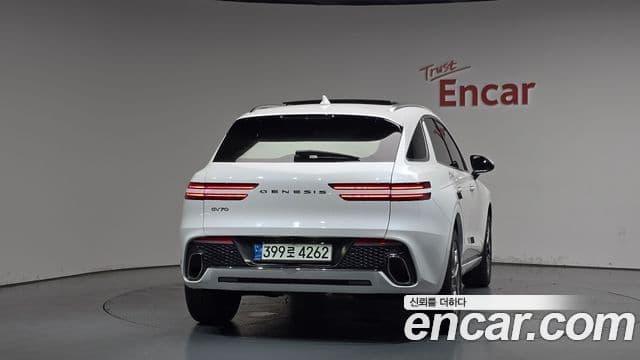 Genesis GV70 2021 — ფოტო 4/20