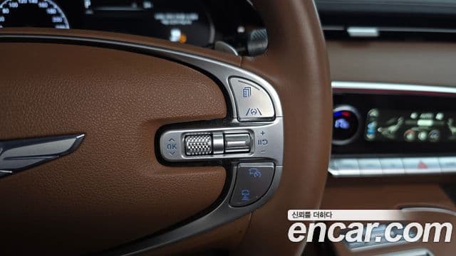 Genesis GV70 2021 — ფოტო 16/20