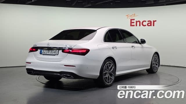 Mercedes-Benz E-Class 2021 — Şəkil 2/20