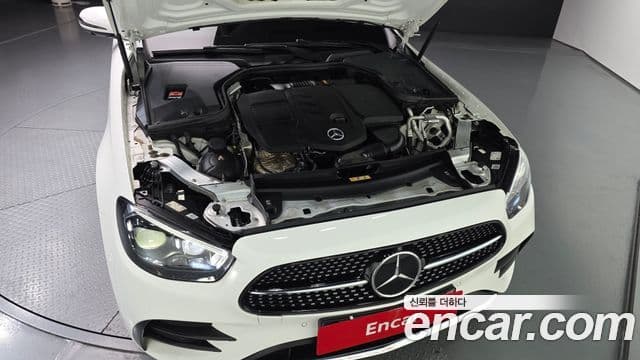 Mercedes-Benz E-Class 2021 — Şəkil 6/20