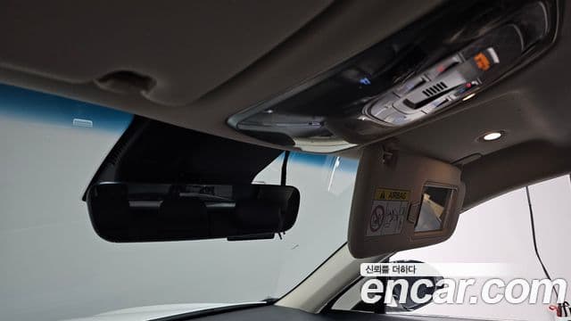 Genesis GV70 2021 — ფოტო 18/20