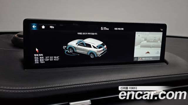Genesis GV70 2021 — Photo 24/35