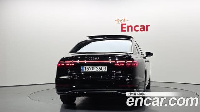 Audi A8 2022 — ფოტო 4/20