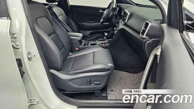 Kia Sportage The Bold 2018 — Фото 12/20