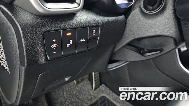 Kia Sportage The Bold 2018 — Şəkil 17/20