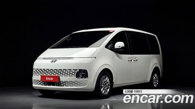 Hyundai Staria 2023 — ფოტო 1/20