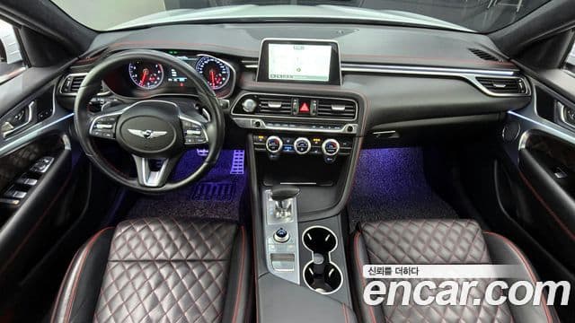 Genesis G70 2018 — ფოტო 7/20