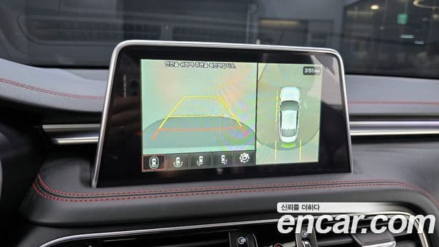 Genesis G70 2018 — ფოტო 15/20