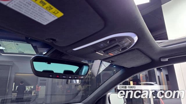 Genesis G70 2018 — ფოტო 19/20