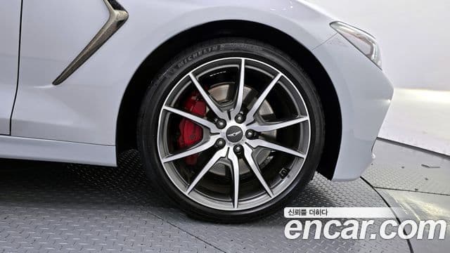 Genesis G70 2018 — Şəkil 13/30