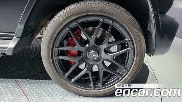 Mercedes-Benz G-Class 2022 — Photo 15/37