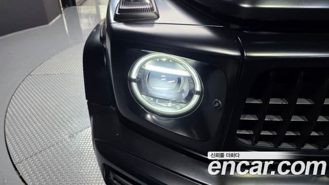 Mercedes-Benz G-Class 2022 — Photo 30/37