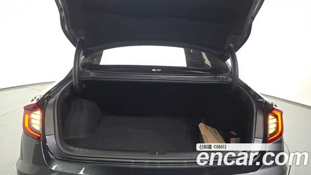 Hyundai Sonata 2021 — ფოტო 20/20