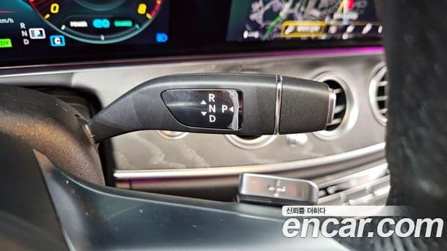 Mercedes-Benz E-Class 2022 — Фото 9/20