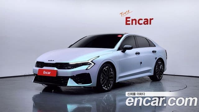 Kia K5 2025 — ფოტო 1/20