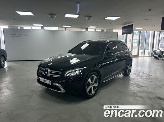 Mercedes-Benz GLC-Class 2019 — Şəkil 9/17