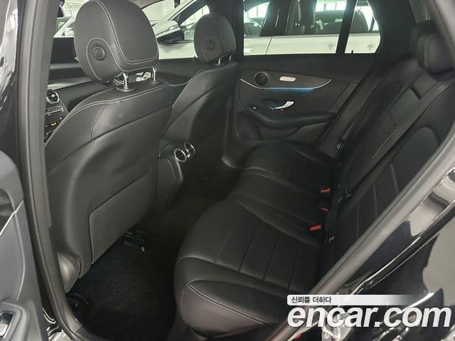 Mercedes-Benz GLC-Class 2019 — Şəkil 7/17