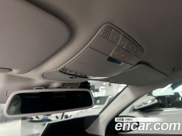 Mercedes-Benz GLC-Class 2019 — Şəkil 17/17