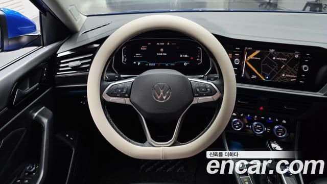 Volkswagen Jetta 2024 — Şəkil 13/20