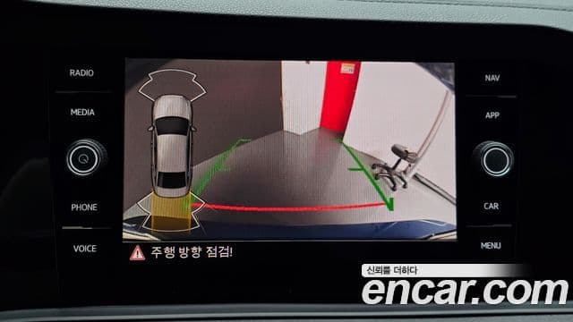 Volkswagen Jetta 2024 — Şəkil 18/20