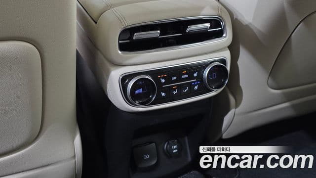 Genesis GV80 2022 — ფოტო 11/20