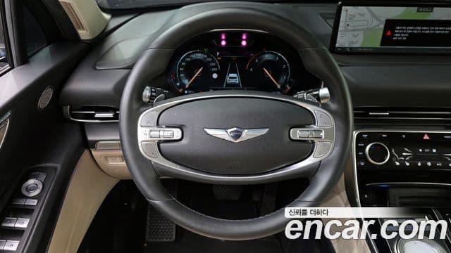 Genesis GV80 2022 — ფოტო 14/20