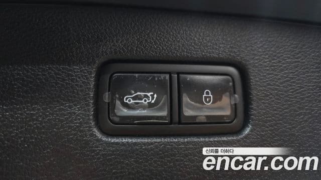 Genesis GV80 2022 — ფოტო 19/20