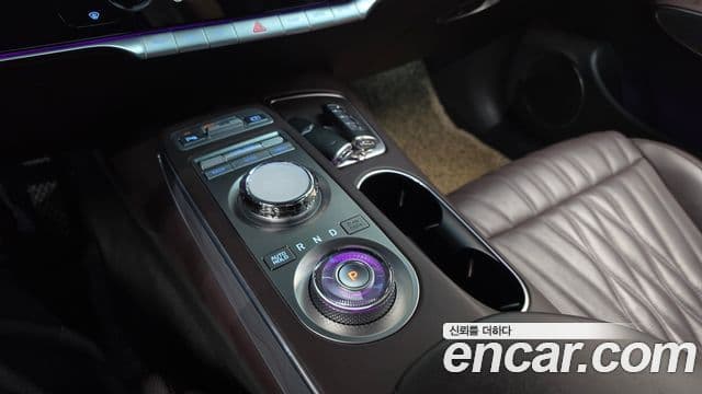 Genesis GV70 2021 — Şəkil 9/20