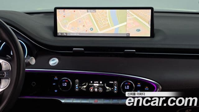 Genesis GV70 2021 — Şəkil 14/20