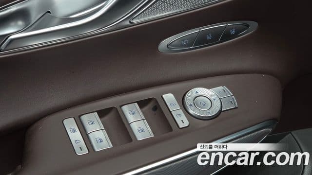 Genesis GV70 2021 — Şəkil 19/20