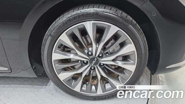 Kia K8 2023 — ფოტო 4/20