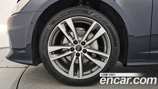 Audi A6 2022 — ფოტო 5/20