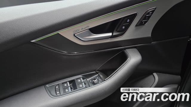 Audi Q7 2019 — Şəkil 20/20