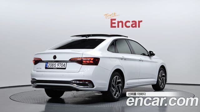 Volkswagen Jetta 2024 — Photo 20/31