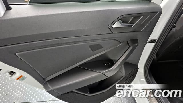 Volkswagen Jetta 2024 — Photo 30/31