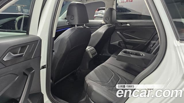 Volkswagen Jetta 2024 — Photo 25/31