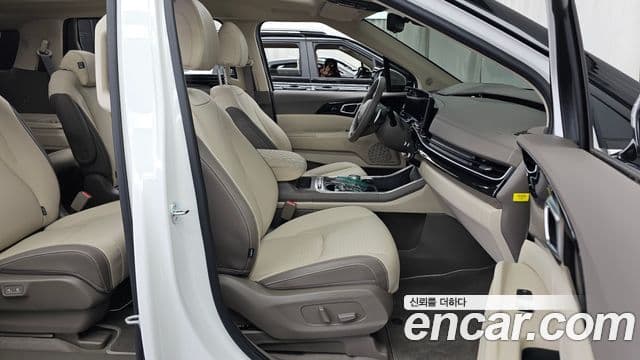 Kia Carnival 2024 — ფოტო 11/20