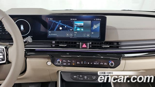 Kia Carnival 2024 — ფოტო 14/20