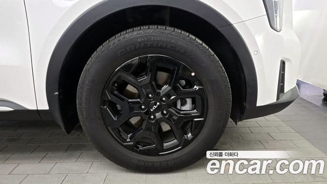 Kia Sorento 2024 — Photo 24/33