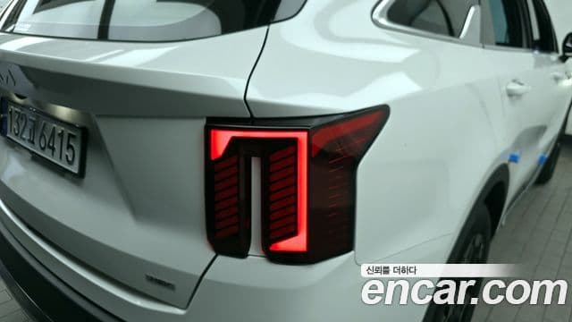 Kia Sorento 2024 — Photo 29/33
