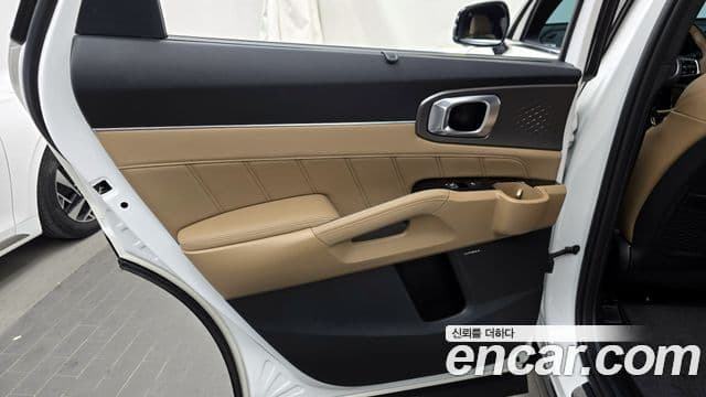 Kia Sorento 2024 — Photo 13/33