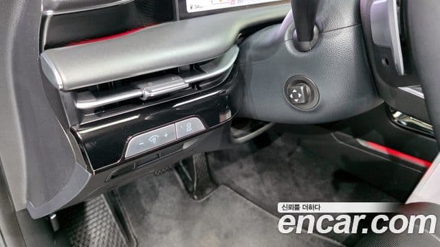 Genesis Electrified G80 2024 — ფოტო 19/20