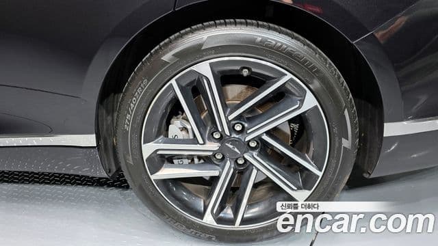 Genesis G80 2024 — Photo 4/34