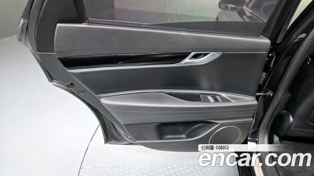 Genesis G80 2024 — Photo 10/34