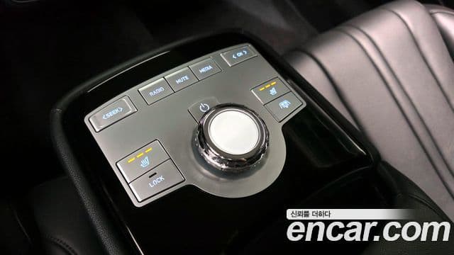 Genesis G80 2024 — Photo 12/34