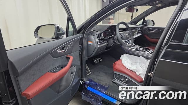 Audi SQ7 2026 — ფოტო 2/34