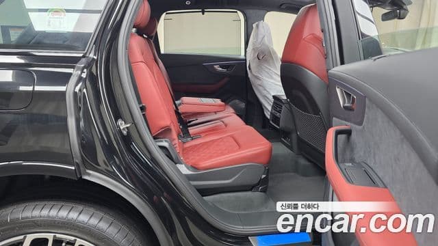 Audi SQ7 2026 — ფოტო 26/34