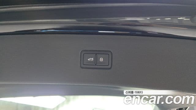 Audi SQ7 2026 — ფოტო 8/34