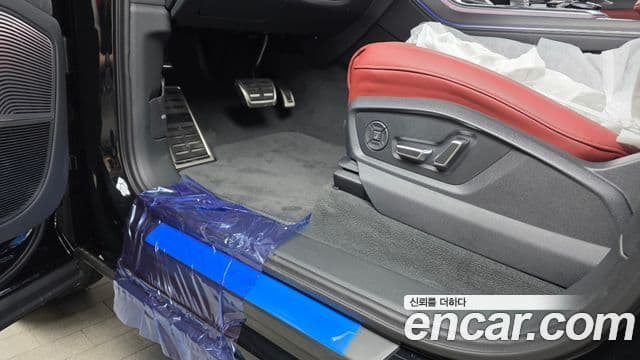 Audi SQ7 2026 — ფოტო 23/34