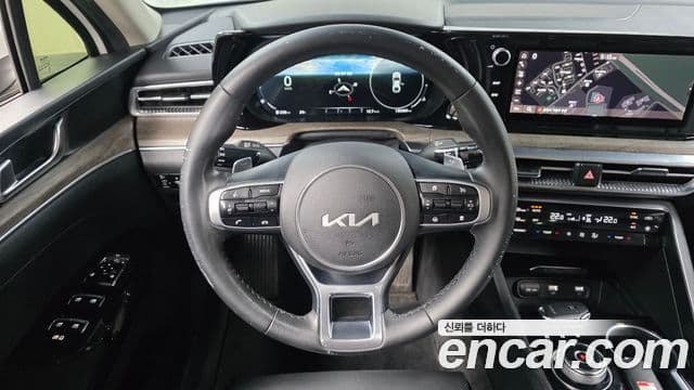 Kia K5 2022 — Şəkil 14/20